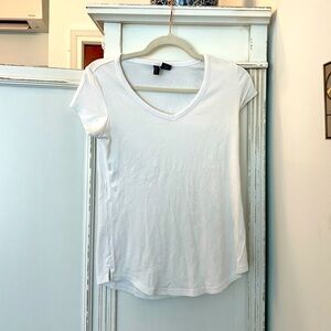 Cynthia Rowley tee. Excellent condition.